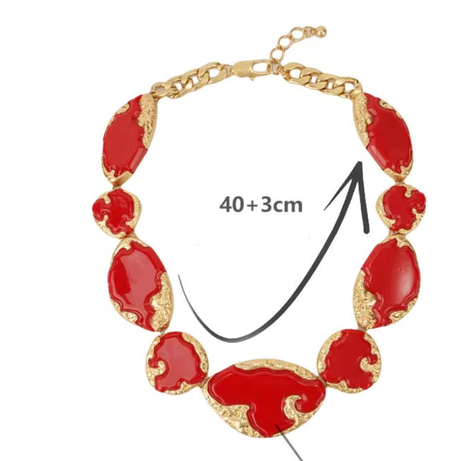 Kropfband Queen Carl (2 Farben)