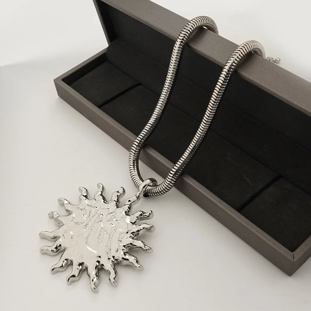 Halskette Queen Silas (2 Farben)