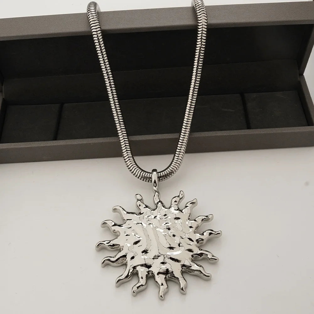 Halskette Queen Silas (2 Farben)