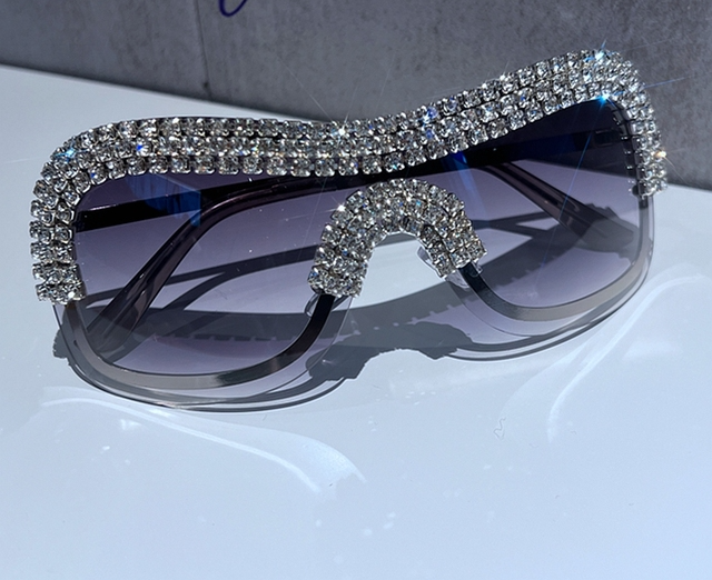 Sonnenbrille Queen Winnhie (5 Farben)