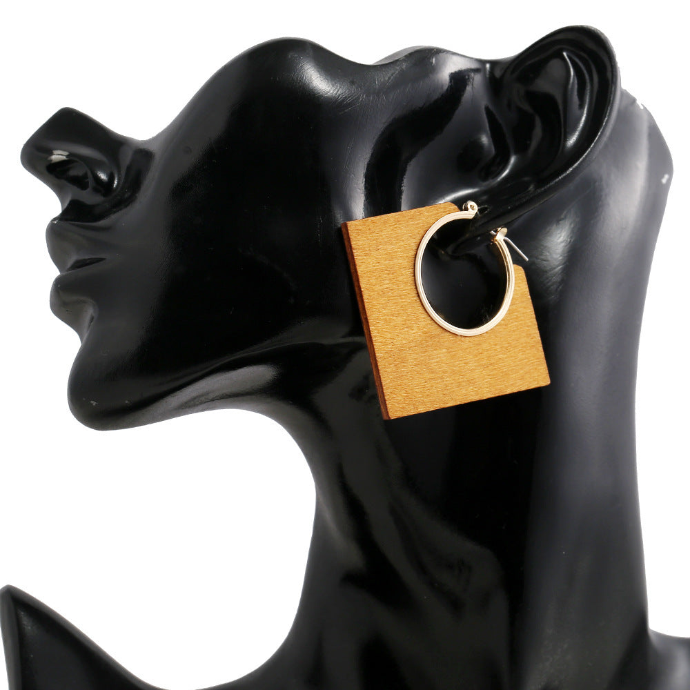 Ohrstecker Queen Lumbois (4 Farben)