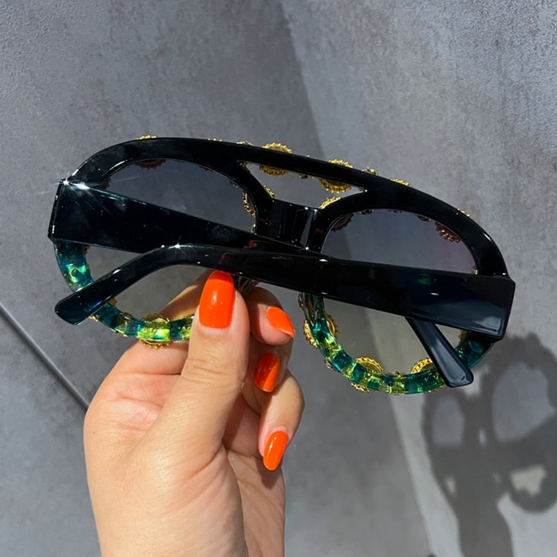 Sonnenbrille Queen Trih (2 Farben)