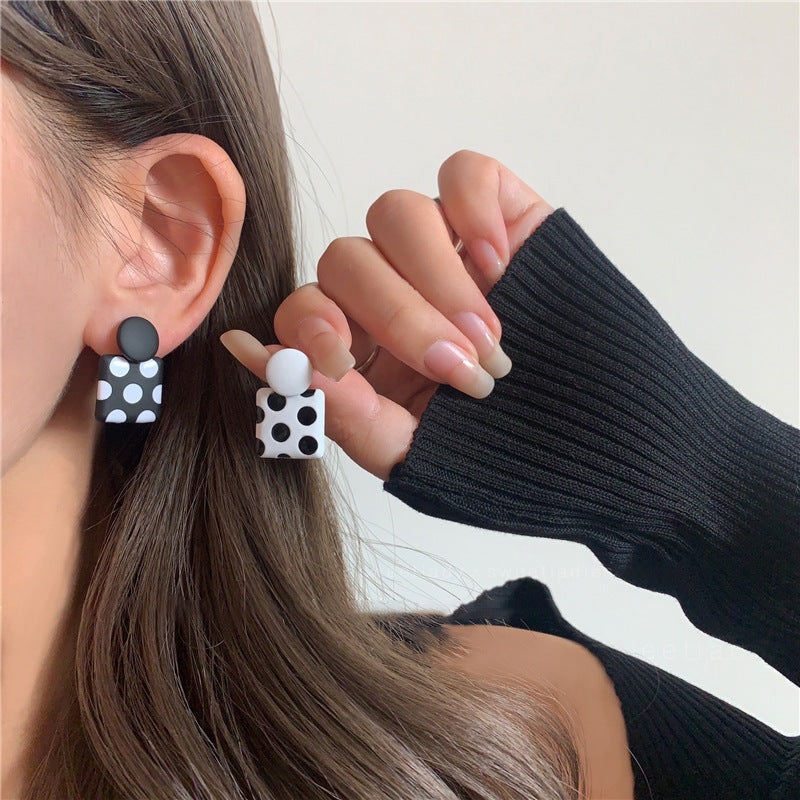 Ohrstecker Queen Lucky (3 Farben)