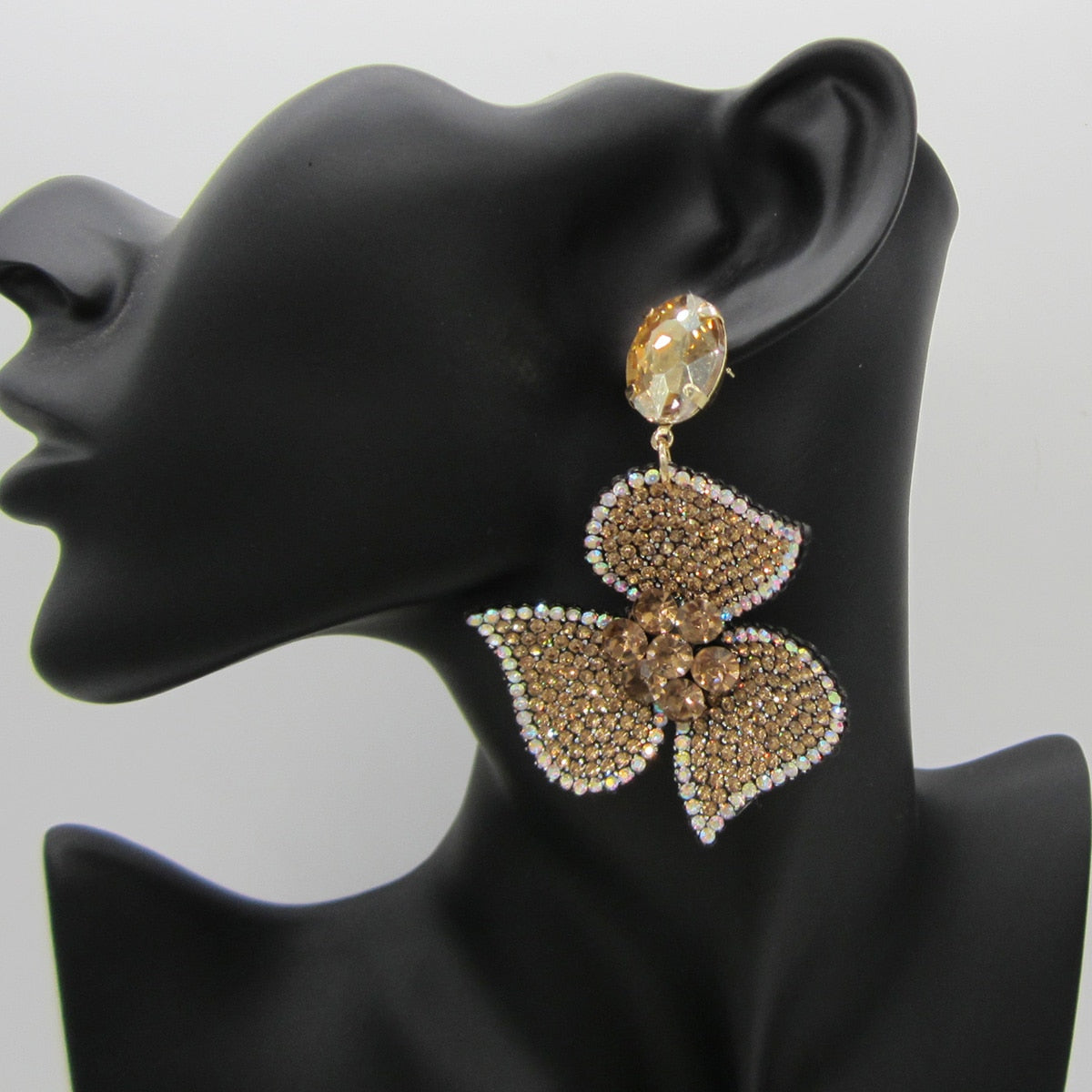 Ohrstecker Queen Spyra (4 Farben)