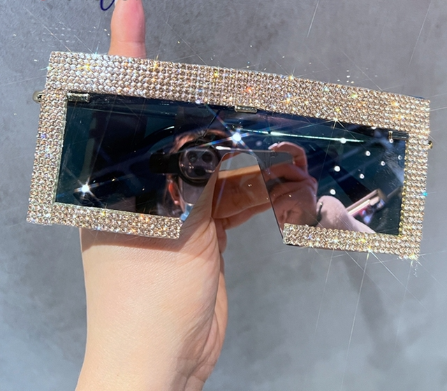 Sunglasses Queen Moovies (5 Farben)