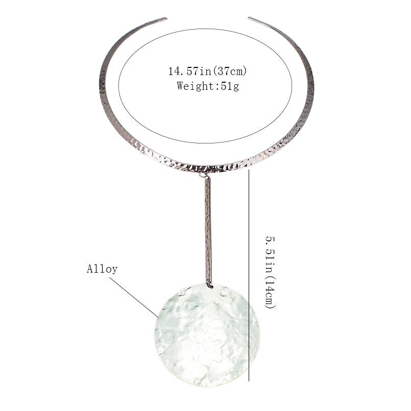 Kropfband Drag Pendel (Golden oder Silbrig)