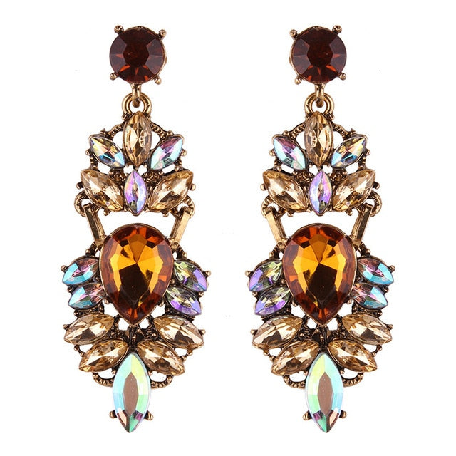 Ohrstecker Queen Odyssee (4 Farben)