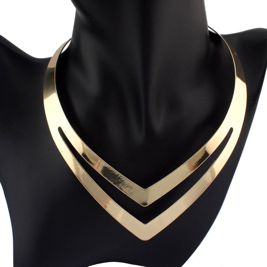 Kropfband Queen Corzona (2 Farben)