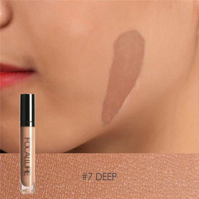 Flüssiger Concealer mit vollständiger Deckkraft (7 Farben)