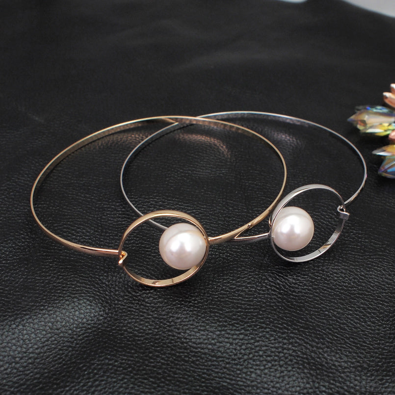 Kropfband Queen Perlyssa (2 Farben)