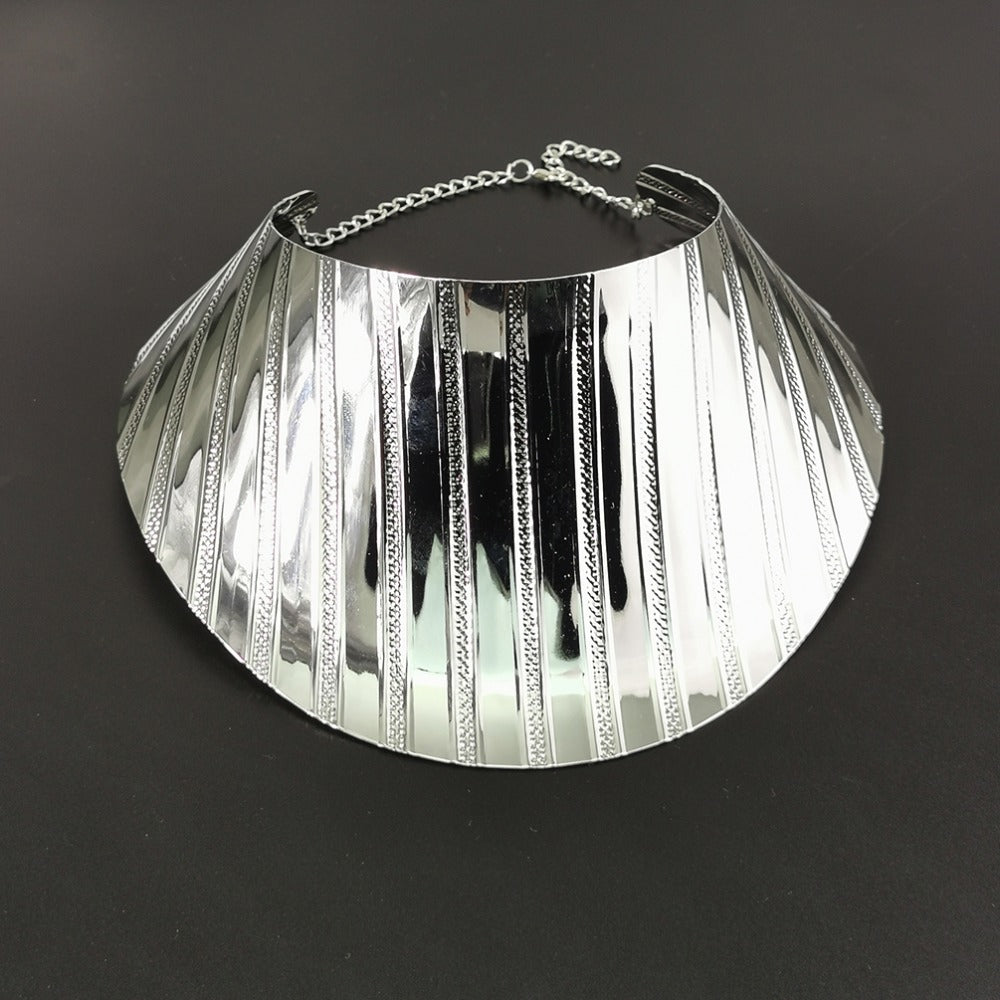 Kropfband Queen Khamina (2 Farben)