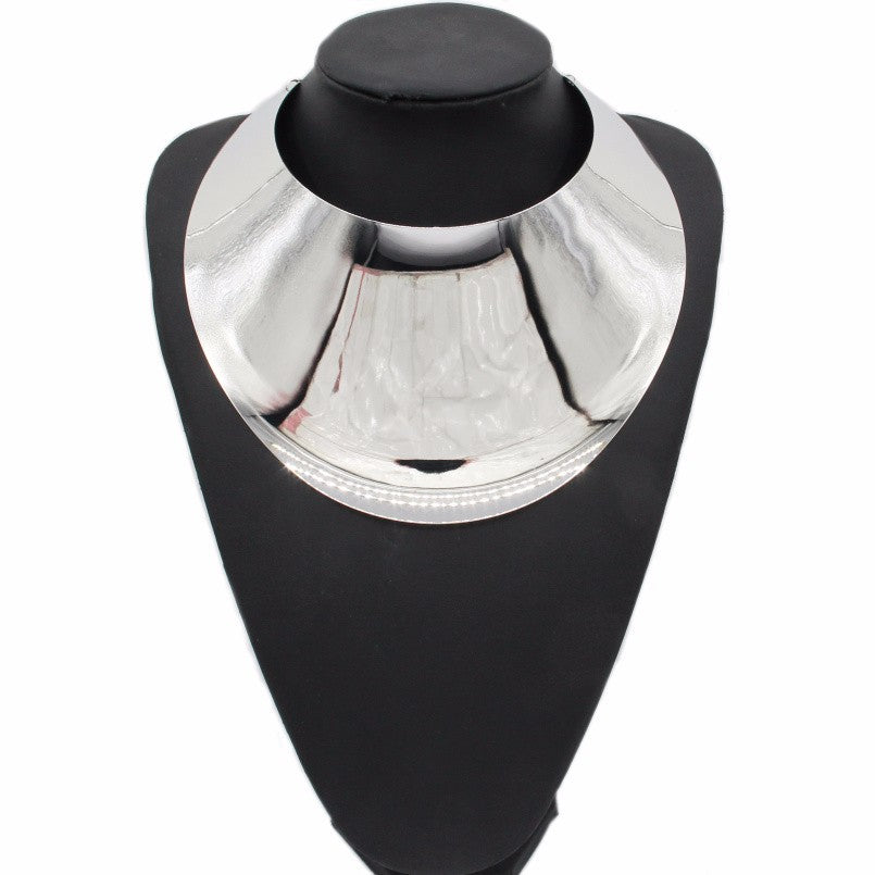 Kropfband Queen Cukum (2 Farben)