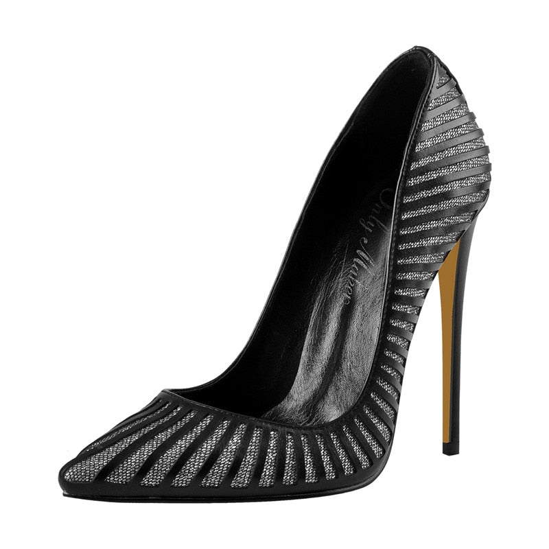 Pumps Queen Dramatica (3 Farben)