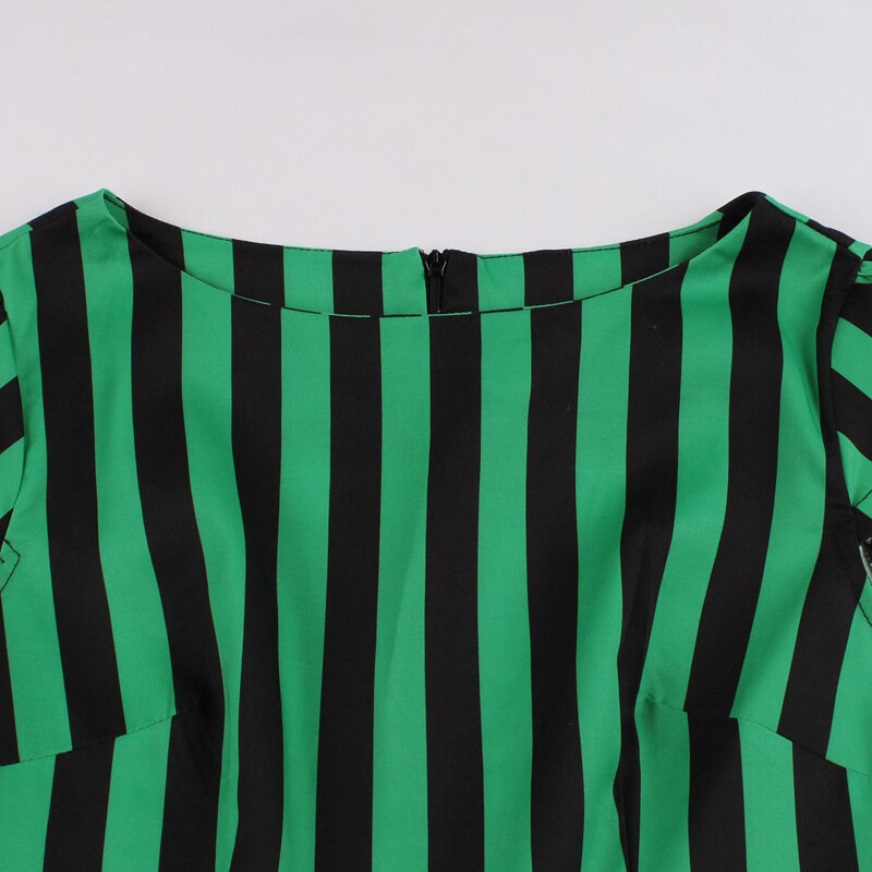Vintage Kleid Queen Tirtar