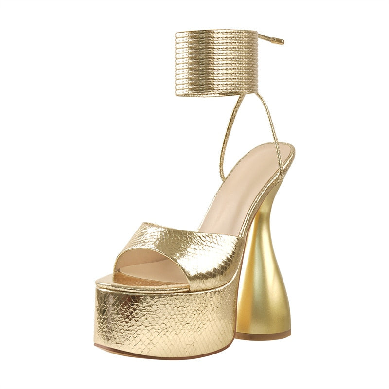 Sandalen Queen Wentyon