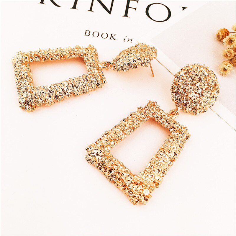 Ohrstecker Queen Zeit (2 Farben)