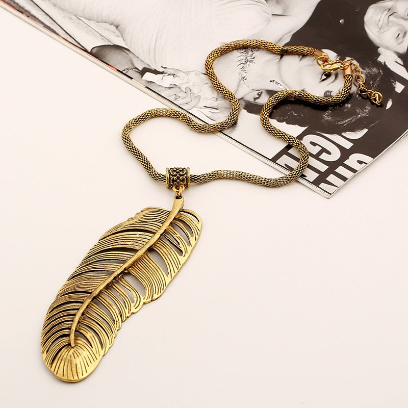 Halskette Drag Feather (2 Farben)