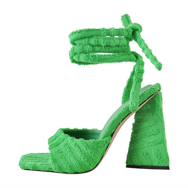 Sandalen Queen Pyrneas (6 Farben)