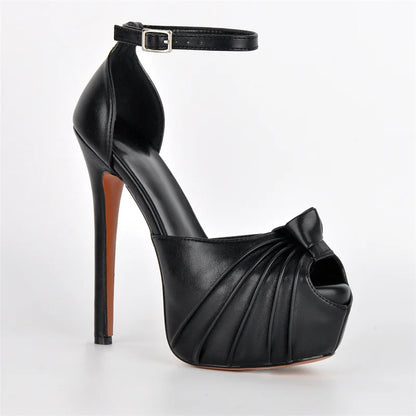 Pumps Queen Iris (3 Farben)