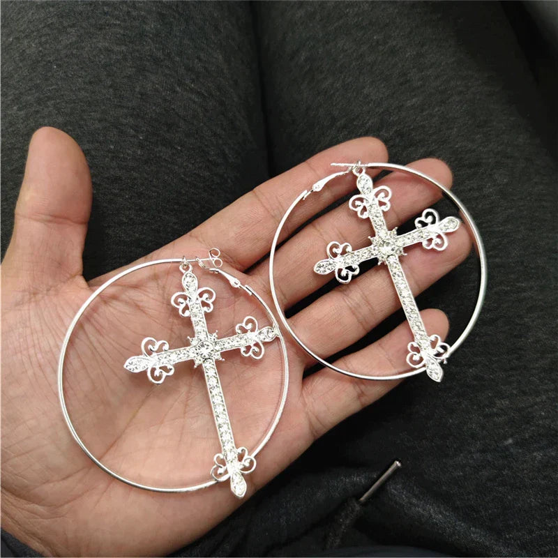 Ohrringe Queen Cross