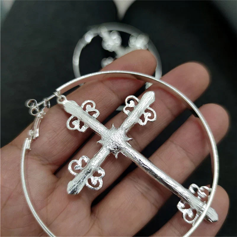 Ohrringe Queen Cross