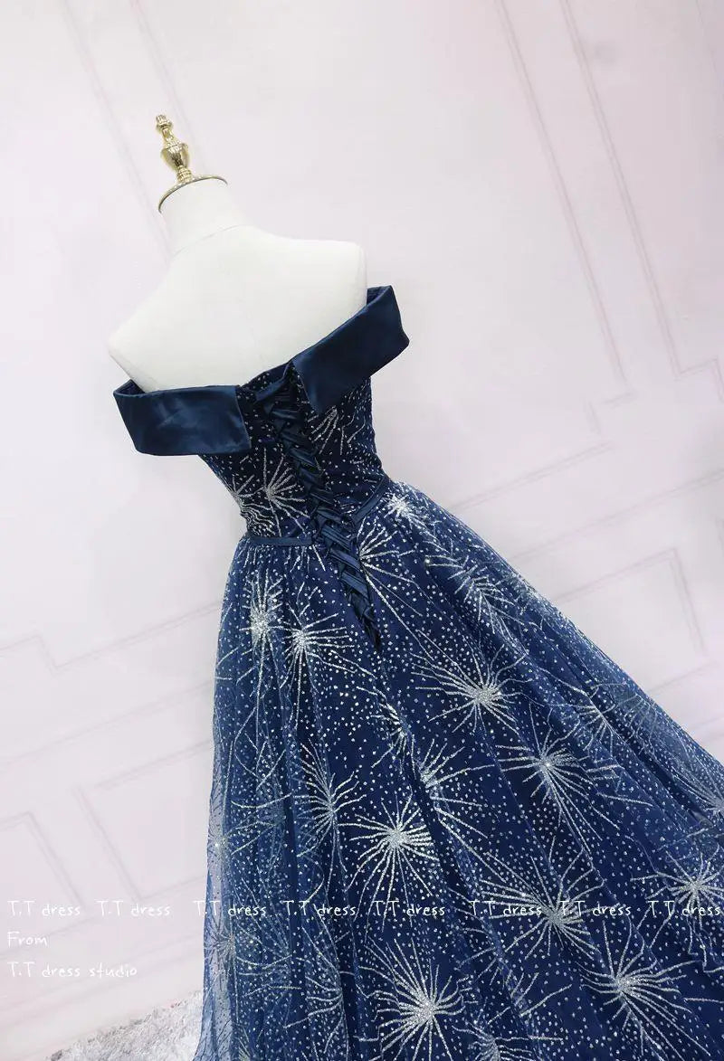 Abendkleid Queen Lexa