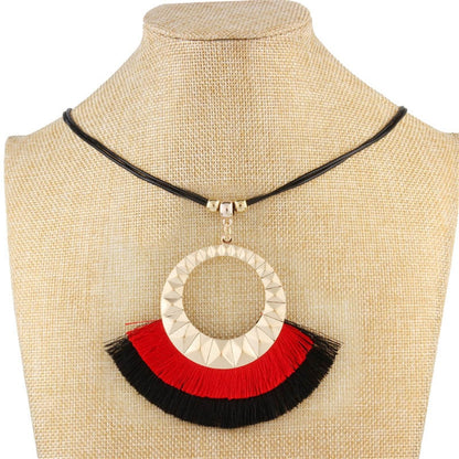 Halskette Queen Abbanwa (5 Farben)